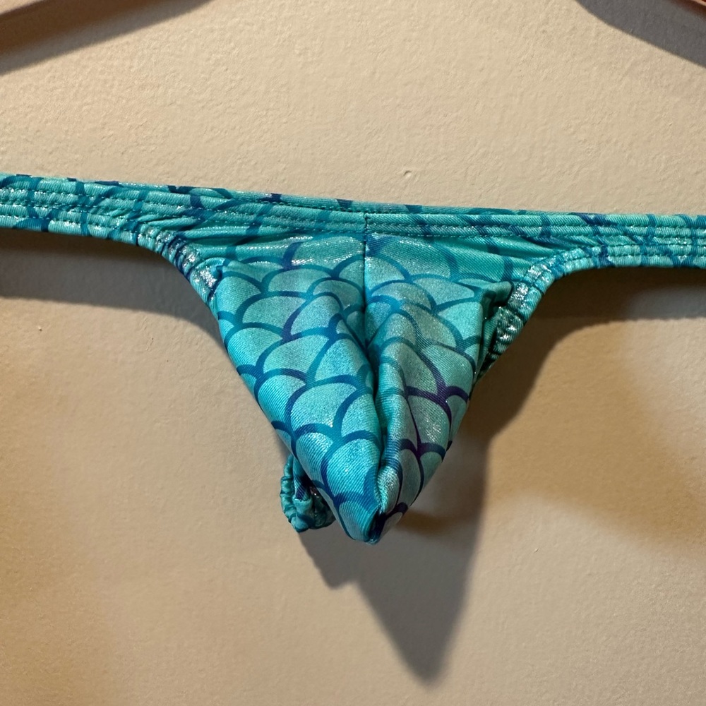 Arroyman Thong